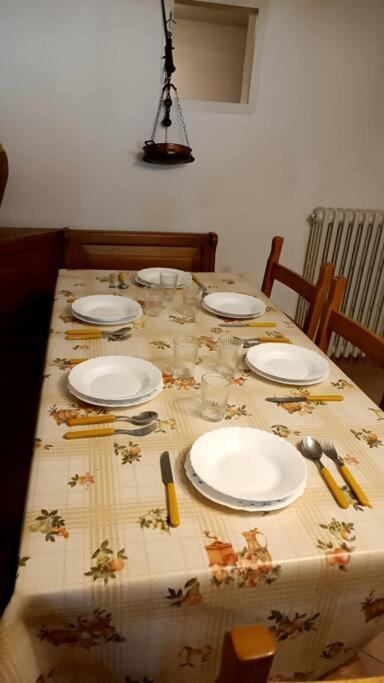 Taverna Abitazione A 15 Km Da Firenze Prato  Exterior foto