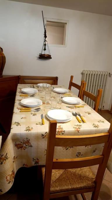 Taverna Abitazione A 15 Km Da Firenze Prato  Exterior foto